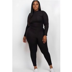 Plus Size Long Sleeve Top & Leggings Set